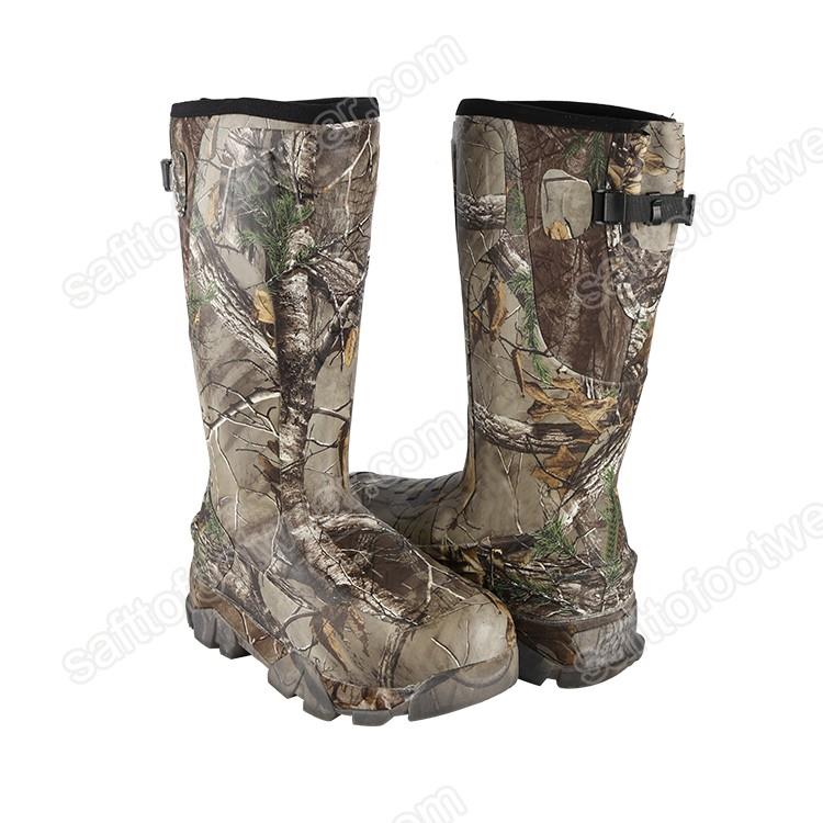 Rubber Hunting Boots for Cold Weather.jpg